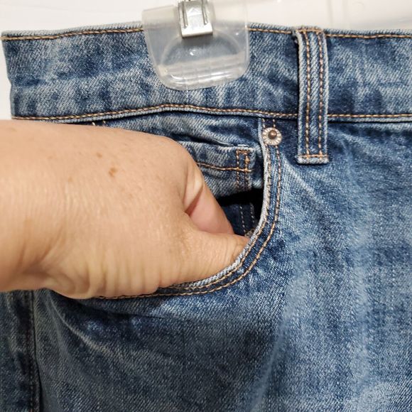 Old Navy Boyfriend Jeans Size 12 NWT - Picture 5 of 13